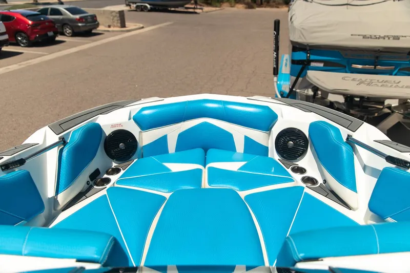 Slide: The Image of Centurion Fi25 2019 - 12