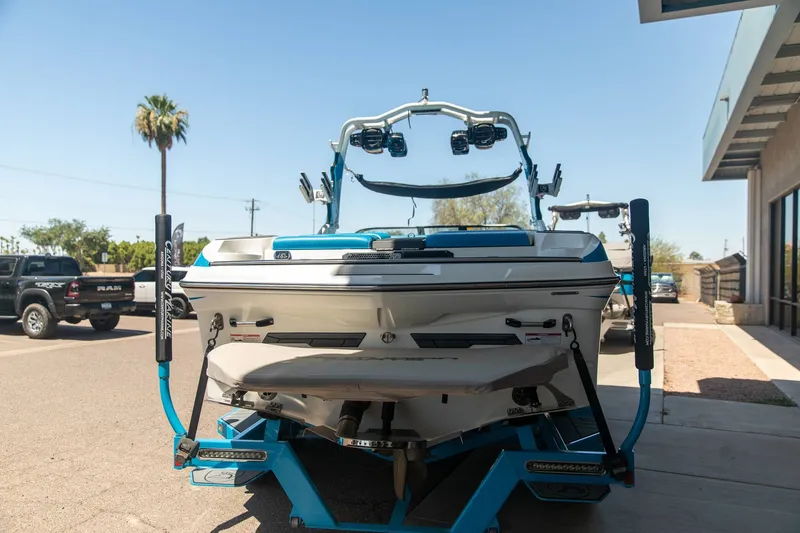 Slide: The Image of Centurion Fi25 2019 - 3