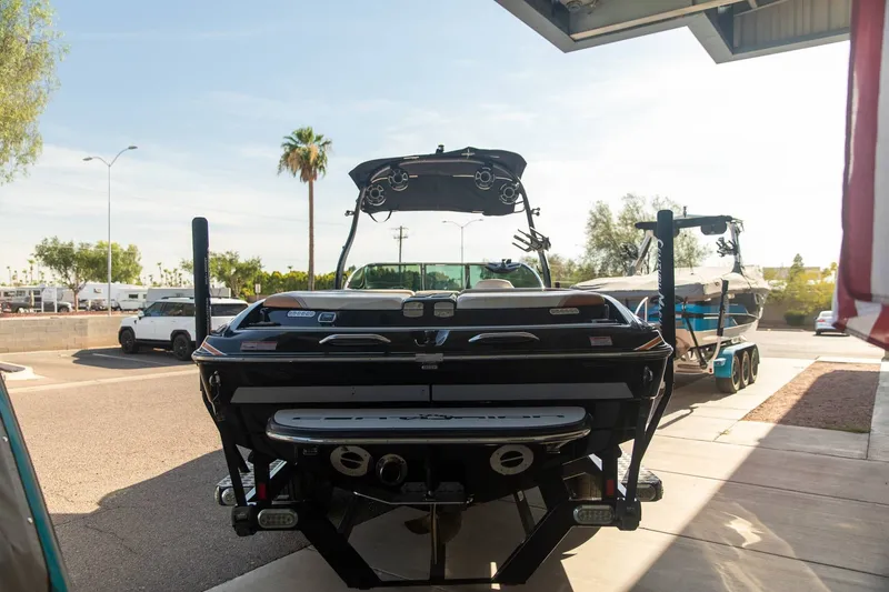 Slide: The Image of Centurion Enzo SV244 2014 - 3