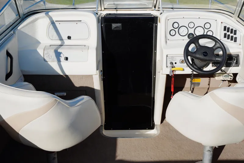 Slide: The Image of Seaswirl 230 Cuddy Cabin 1997 - 12