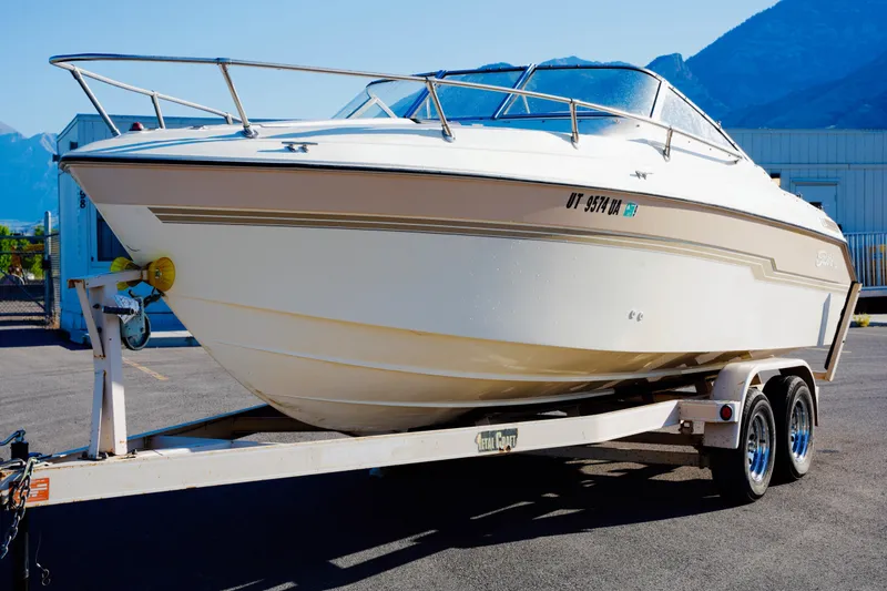 Slide: The Image of Seaswirl 230 Cuddy Cabin 1997 - 3