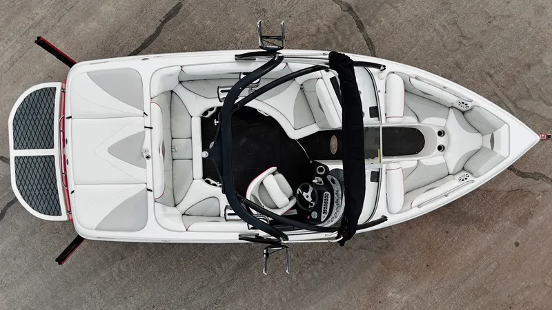 Slide: The Image of Tige V22 2006 - 3