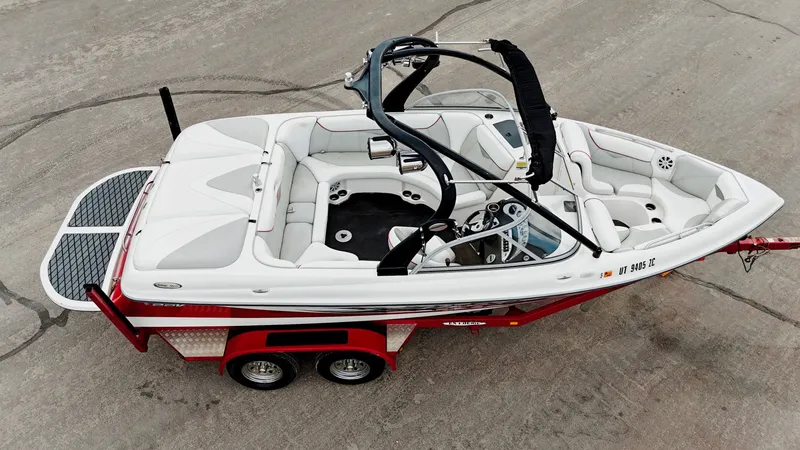 Slide: The Image of Tige V22 2006 - 6