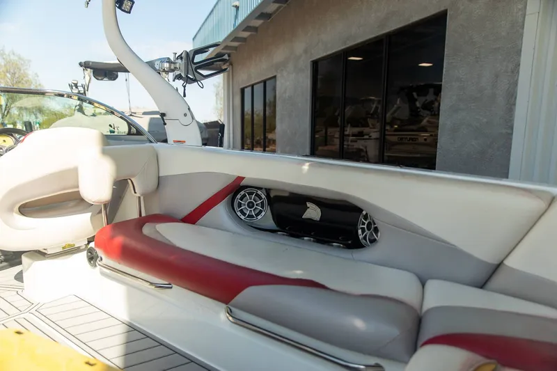 Slide: The Image of Centurion Enzo SV244 2014 - 9