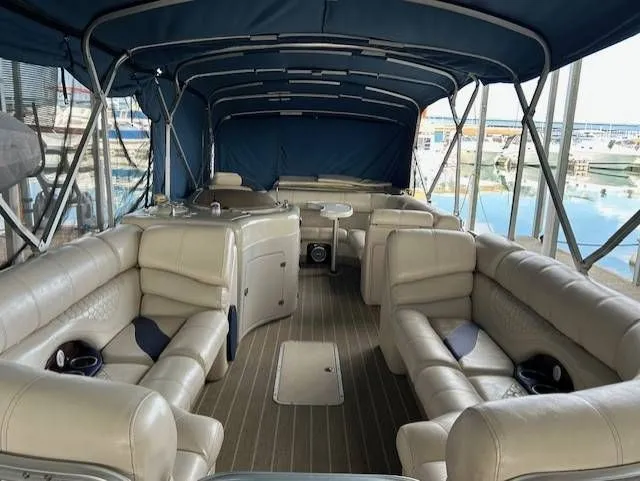 Slide: The Image of South Bay 925 CR TRITOON INBOARD 2007 - 4