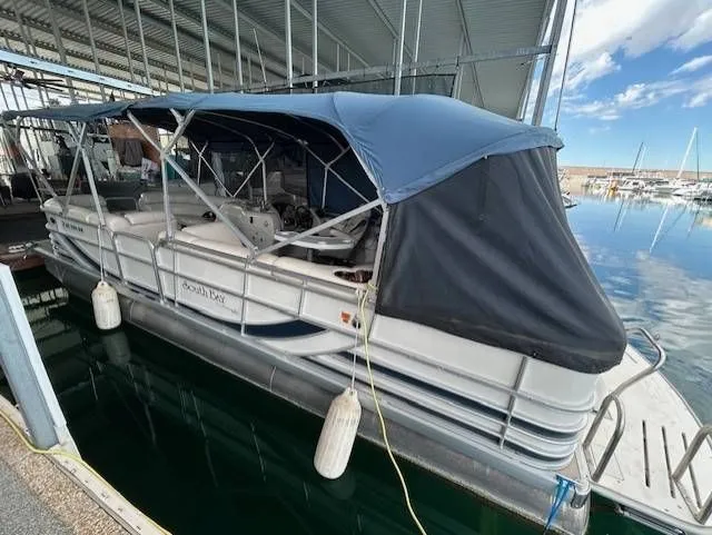 Slide: The Image of South Bay 925 CR TRITOON INBOARD 2007 - 5