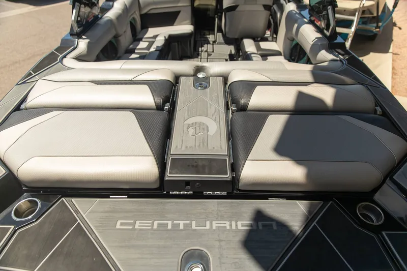 Slide: The Image of Centurion Ri230 2022 - 4