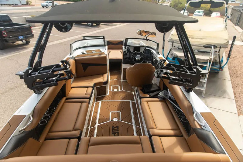 Slide: The Image of Supreme S240 2026 - 5