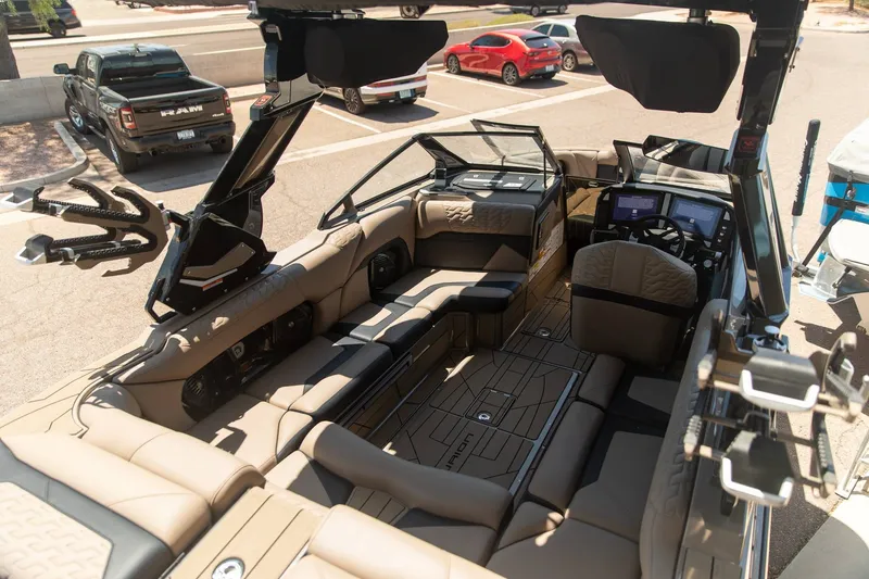 Slide: The Image of Centurion Ri230 2026 - 7