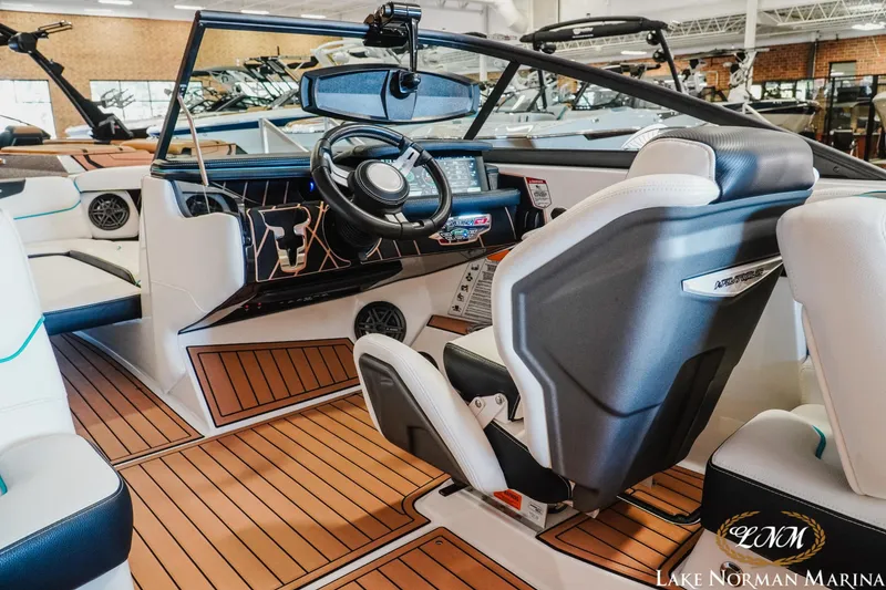 Slide: The Image of Nautique GS22 2018 - 12