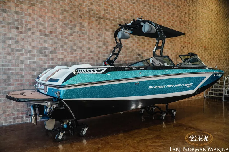 Slide: The Image of Nautique GS22 2018 - 2