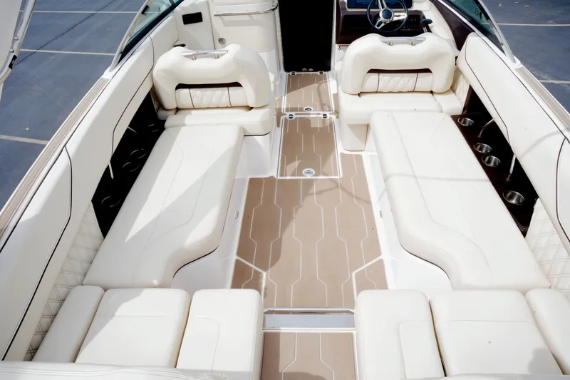 Slide: The Image of Regal LS6 Surf 2021 - 19