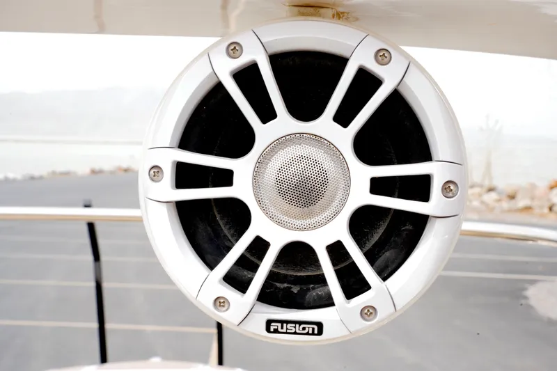 Slide: The Image of Regal LS6 Surf 2021 - 24