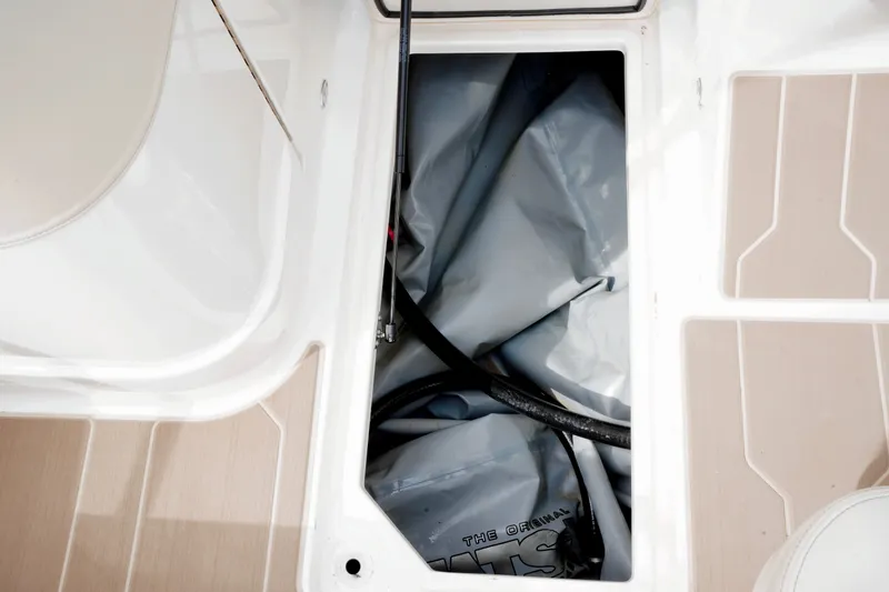 Slide: The Image of Regal LS6 Surf 2021 - 25