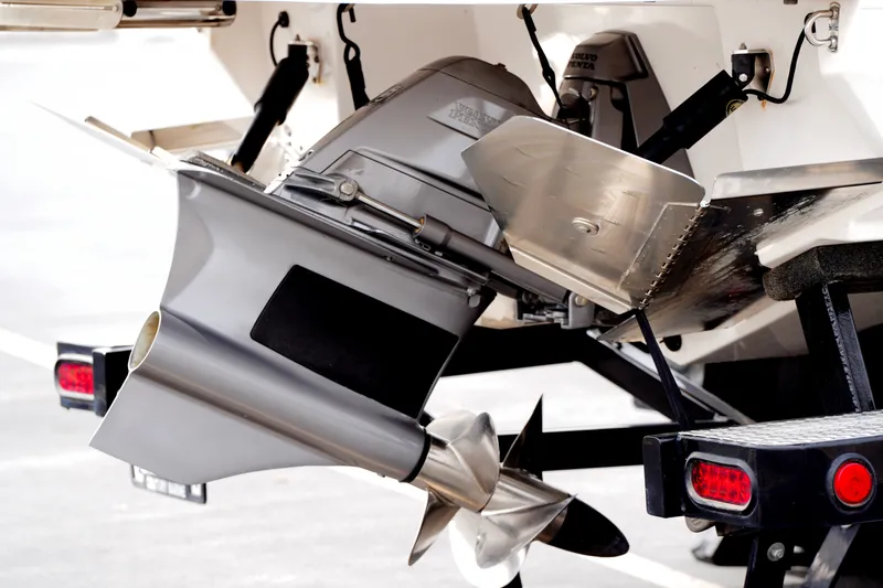 Slide: The Image of Regal LS6 Surf 2021 - 26