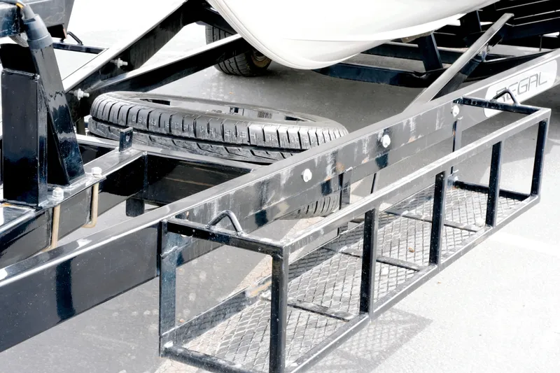 Slide: The Image of Regal LS6 Surf 2021 - 29