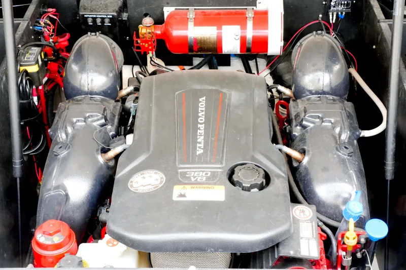 Slide: The Image of Regal LS6 Surf 2021 - 30