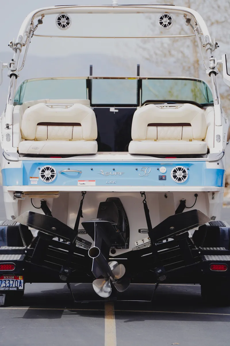 Slide: The Image of Regal LS6 Surf 2021 - 9