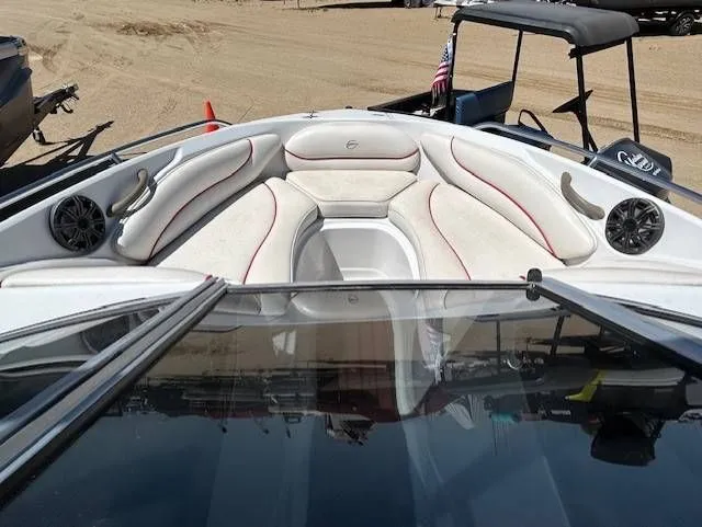 Slide: The Image of Crownline Boats 216gs 2004 - 8