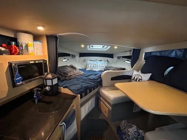 Slide: The Image of Bayliner 285 Cruiser SB 2011 - 7