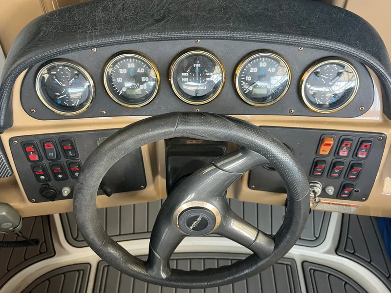 Slide: The Image of Carver 396 2002 - 4