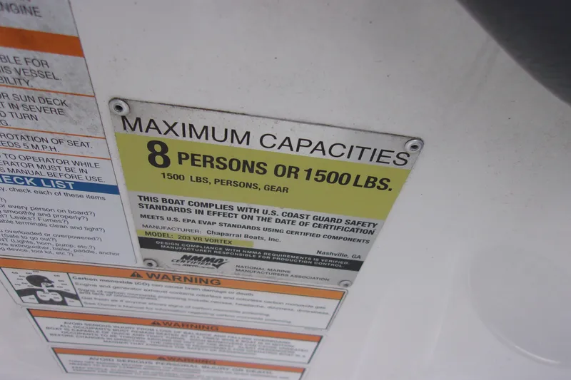 Slide: The Image of 2016 Chaparral Vortex 203 VR capacity plate, max 8 persons or 1500 lbs. - 14