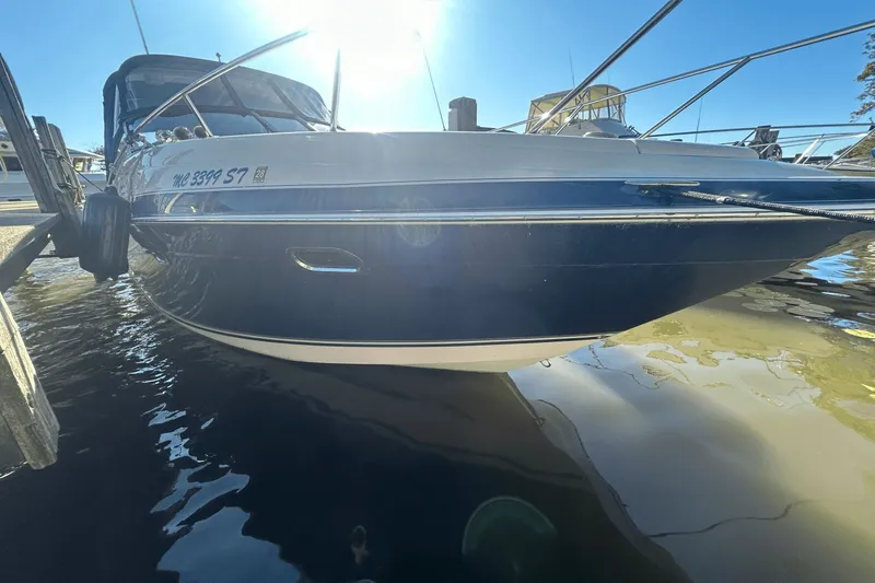 Slide: The Image of Four Winns 288 Vista 2004 - 2