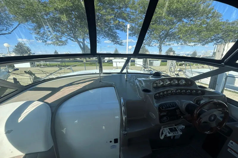 Slide: The Image of Four Winns 288 Vista 2004 - 31