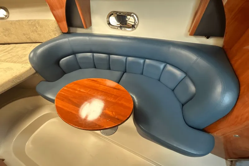 Slide: The Image of Four Winns 288 Vista 2004 - 36