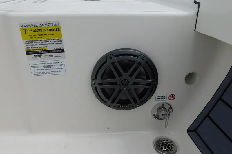 Slide: The Image of 2026 Pathfinder 2200 TRS boat speaker and capacity label detail. - 31