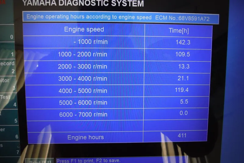 Slide: The Image of Yamaha diagnostic system display showing engine hours for NauticStar 210 Angler, 2014 model. - 30