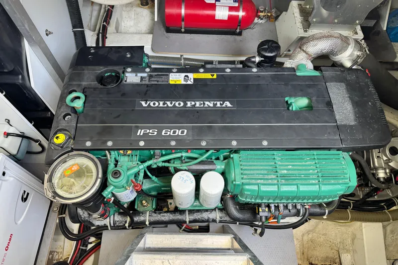 Slide: The Image of Volvo Penta IPS 600 engine in 2018 Beneteau Gran Turismo 46 yacht. - 58