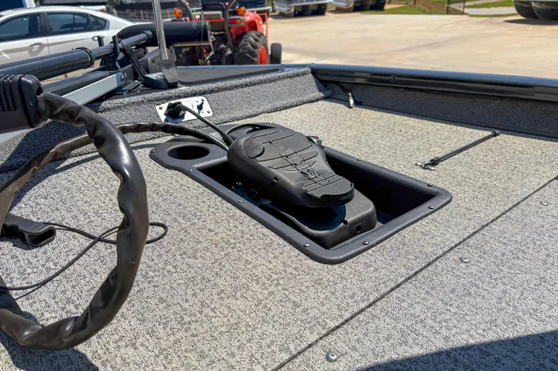 Slide: The Image of 2021 Tracker Pro Team 175 TXW boat deck with foot pedal control. - 7