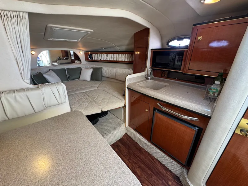 Slide: The Image of Sea Ray 280 Sundancer 2001 - 15