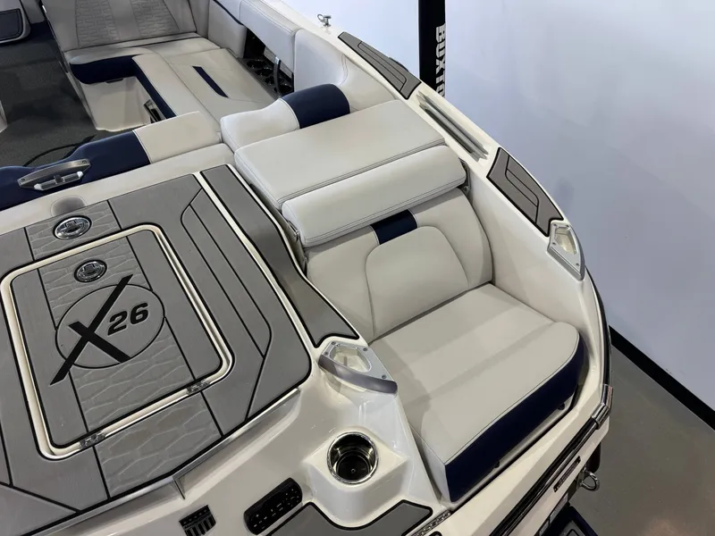 Slide: The Image of MasterCraft X26 2021 - 11