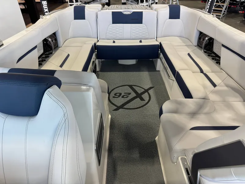 Slide: The Image of MasterCraft X26 2021 - 25