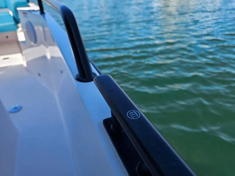 Slide: The Image of Axopar 28 2021 - 11