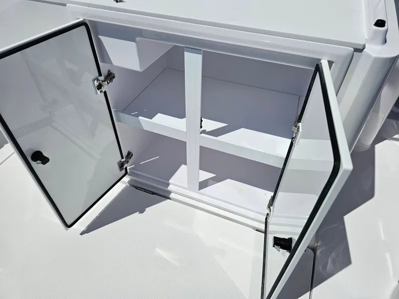 Slide: The Image of Axopar 28 2021 - 22