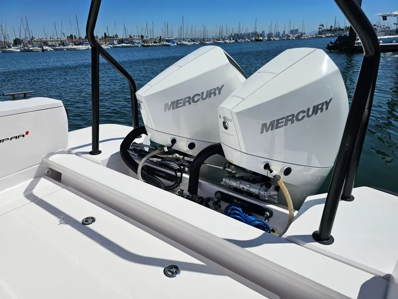 Slide: The Image of Axopar 28 2021 - 30