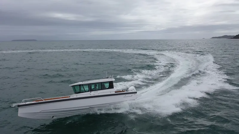 Slide: The Image of Axopar 28 2021 - 32