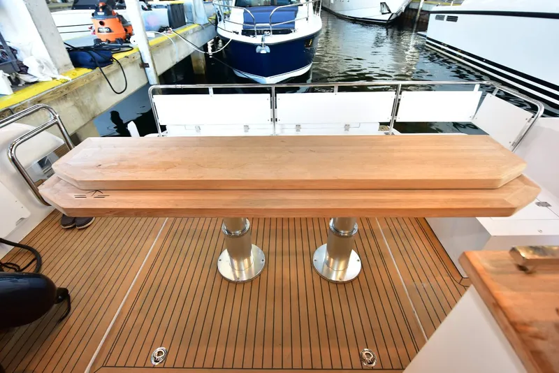 Slide: The Image of Sealine C430 2022 - 77