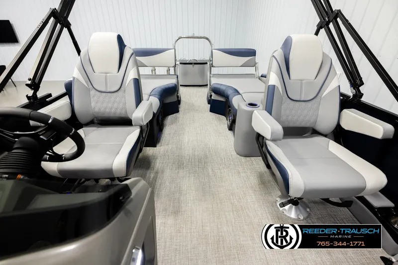 Slide: The Image of Interior of 2026 Avalon LSZ QLS boat with luxurious seating and modern design. - 14