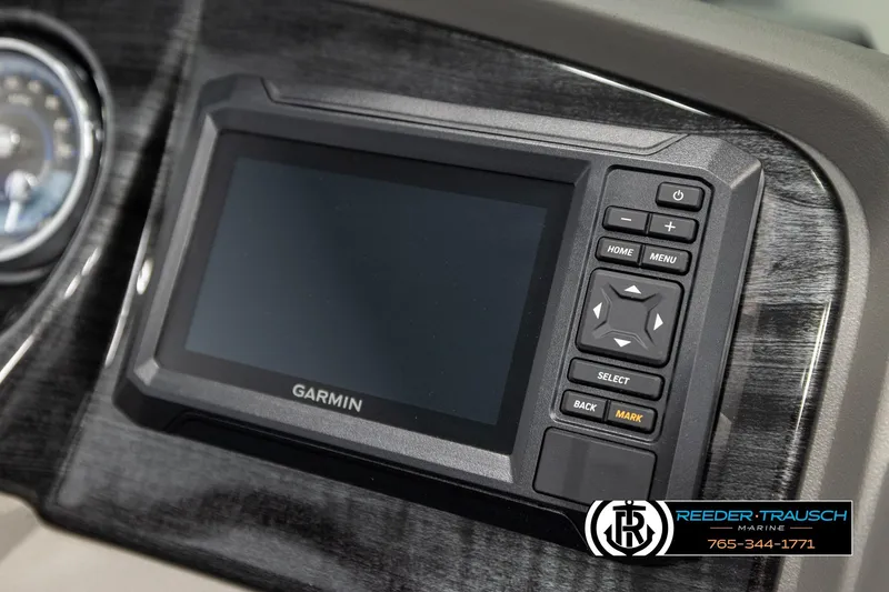 Slide: The Image of Garmin navigation system in 2026 Avalon LSZ QLS boat dashboard, Reeder-Trausch Marine branding. - 38