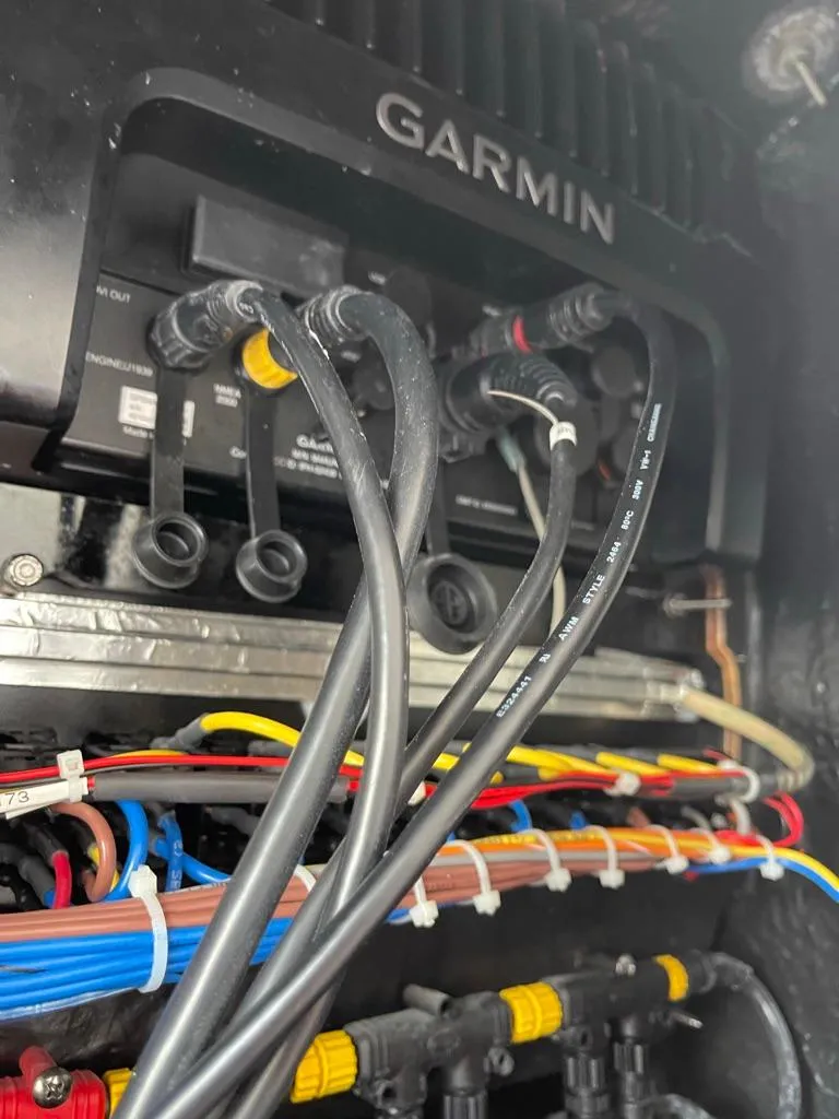 Slide: The Image of Garmin electronics wiring in a 2019 Blackfin 272 CC boat. - 32
