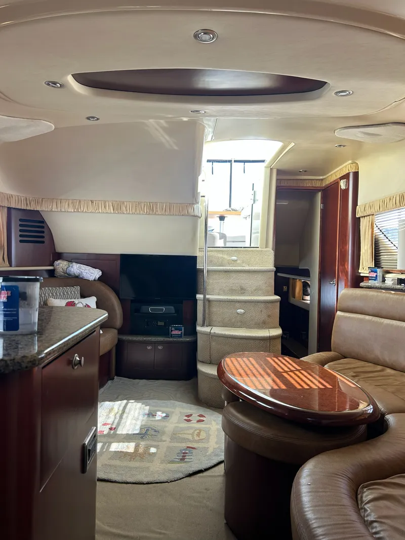 Slide: The Image of Sea Ray 390 Motor Yacht 2005 - 17