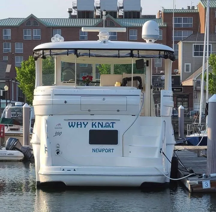 Slide: The Image of Sea Ray 390 Motor Yacht 2005 - 6