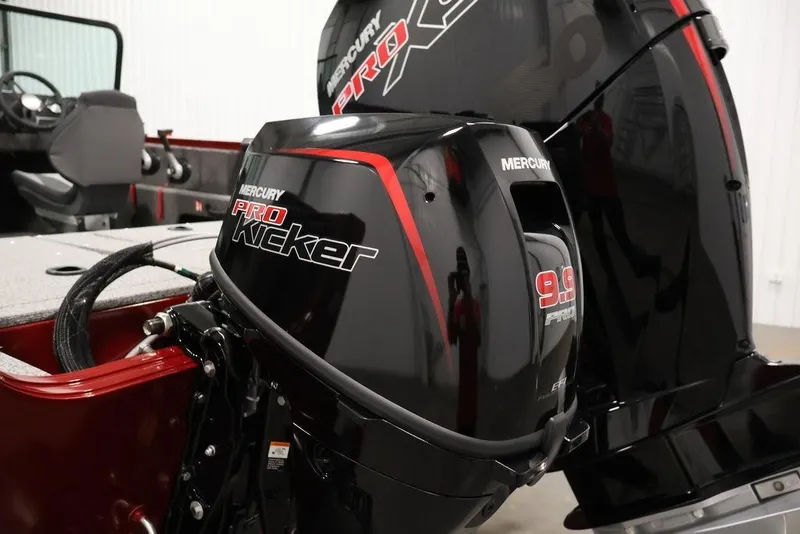 Slide: The Image of 2026 Lowe Fishing Machine 1875 with Mercury Pro Kicker engine, interior view. - 41