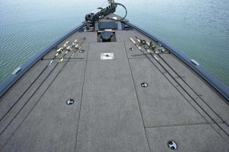 Slide: The Image of Manufacturer Provided Image: 2021 Lund 2075 Pro-V Bass boat deck with fishing rods. - 17