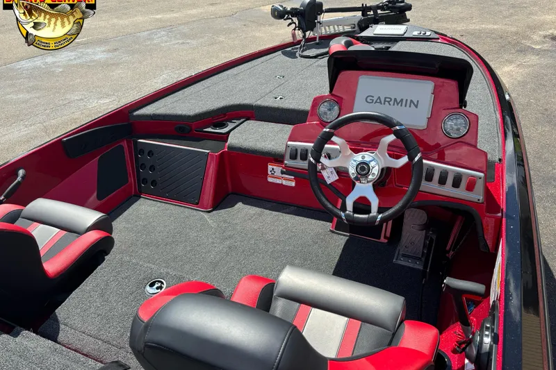 Slide: The Image of Interior of a 2026 Nitro Z18 Pro boat with Garmin navigation system. - 5