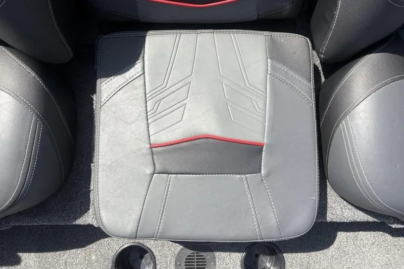Slide: The Image of 2026 Tracker Pro Team 190 TX boat seat with gray and red design. - 20